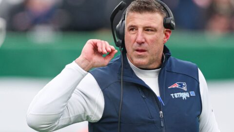 New England Patriots head coach Mike Vrabel