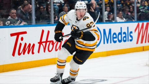 Boston Bruins forward Fraser Minten