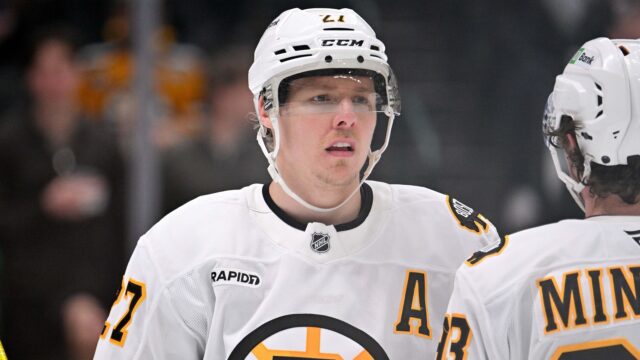 Boston Bruins defenseman Hampus Lindholm