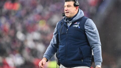 New England Patriots head coach Mike Vrabel