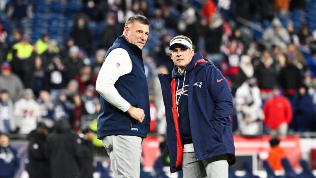 New England Patriots head coach Mike Vrabel and offensive coordinator Josh McDaniels